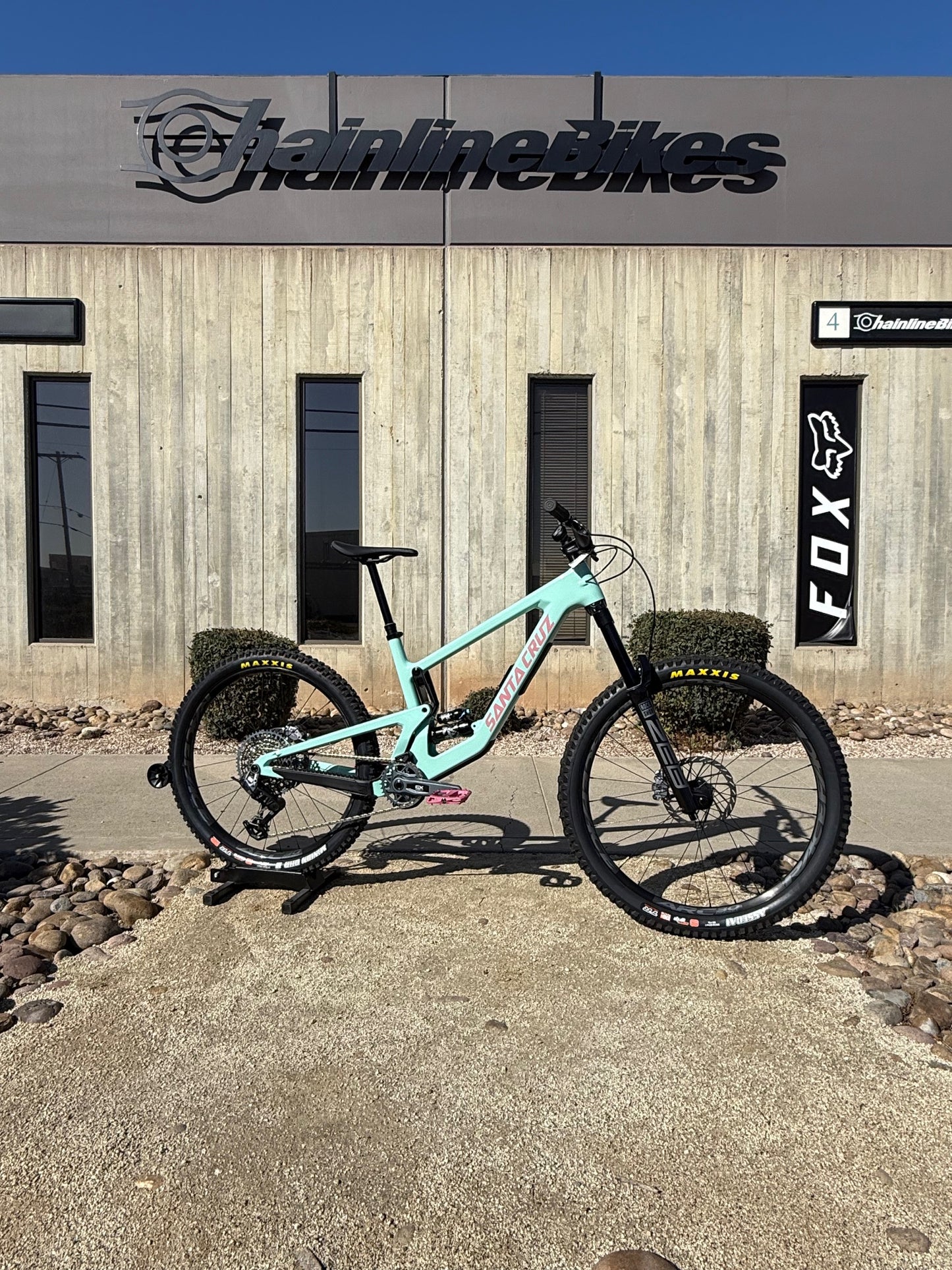Santa Cruz Nomad GX AXS- Large