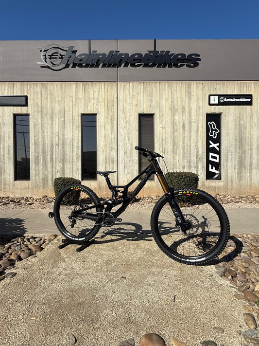 Santa Cruz V10 XO1